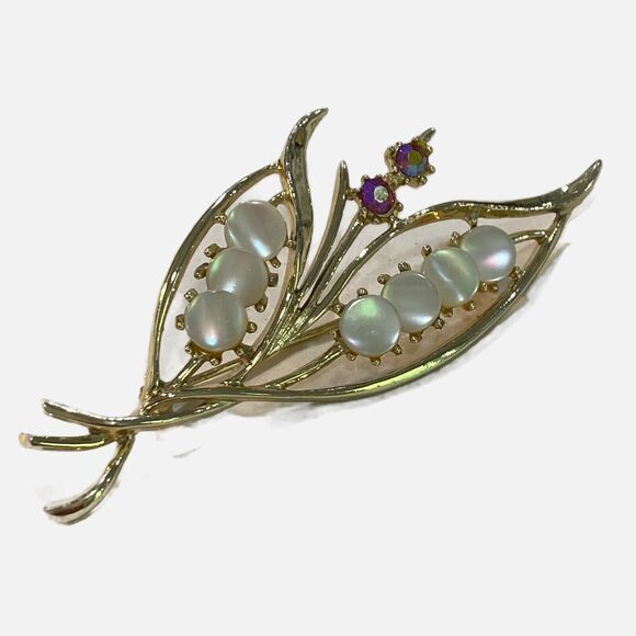 Vintage Mid Century Brooch Goldtone & Opalescent Stone Beads Leaf Shaped Pin - Picture 1 of 8